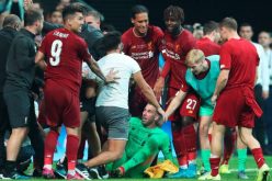 Clamoroso Liverpool, Adrian infortunato da…un tifoso!
