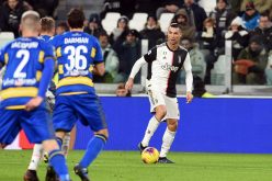 Juve, c’è un caso Ronaldo? Il portoghese, in panchina al debutto, pensa al mercato?