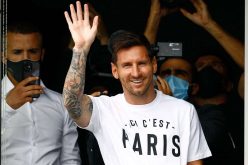 PSG, Messi sostituito e incredulo