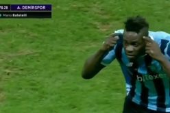 Balotelli guida la rimonta dell’Adana e poi esulta in faccia al tecnico del Besiktas