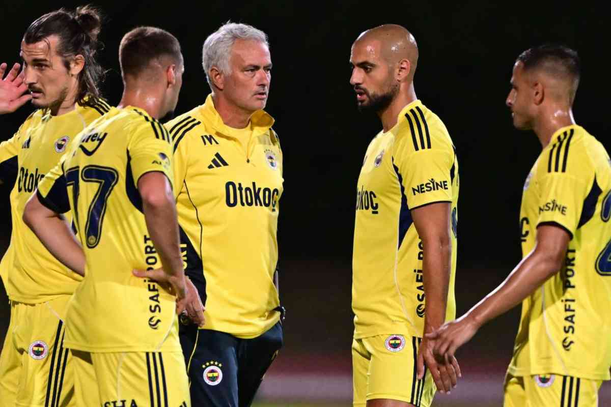 Pronostico Fenerbahce - Feyenoord 12 Agosto 2025