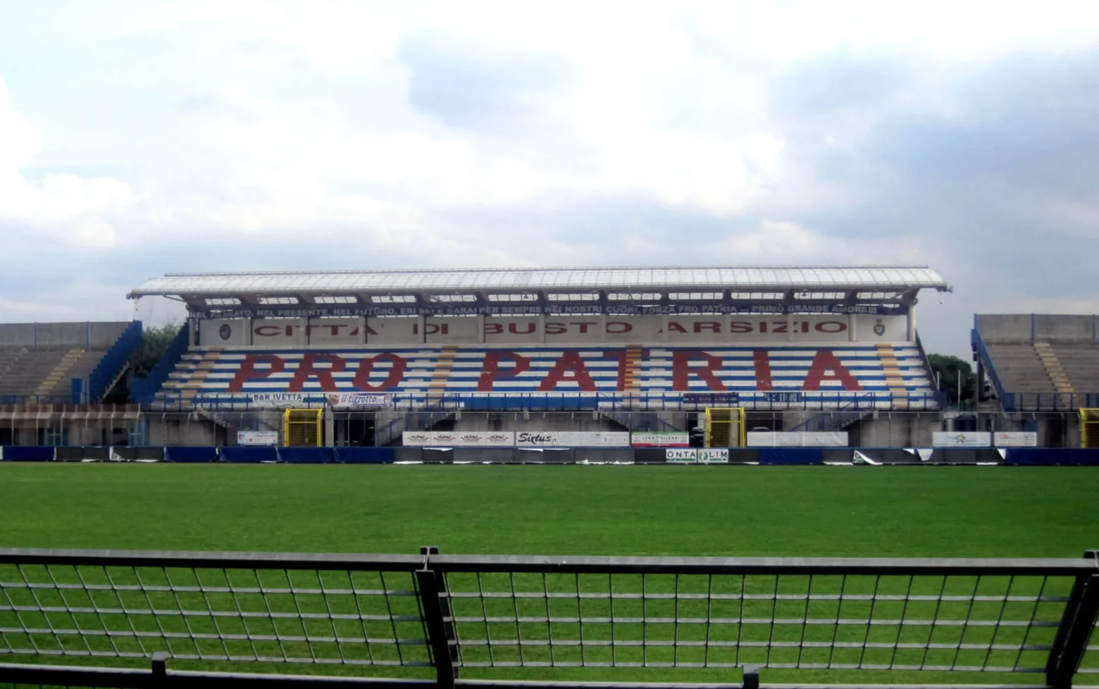 Stadio Carlo Speroni, Pro Patria