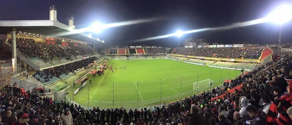 Stadio Pino Zaccheria, Foggia