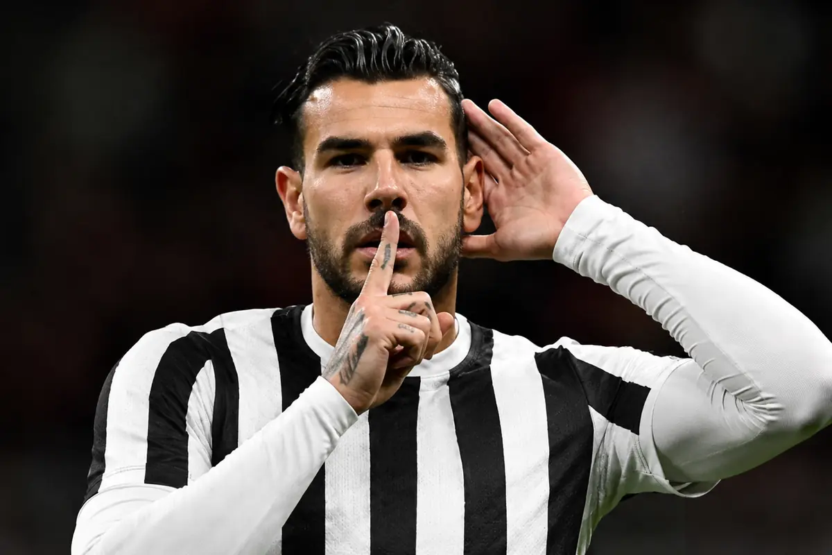 Calciomercato Juventus, Massara tenta il doppio colpo Kessié-Theo Hernandez! L'indiscrezione ha del clamoroso