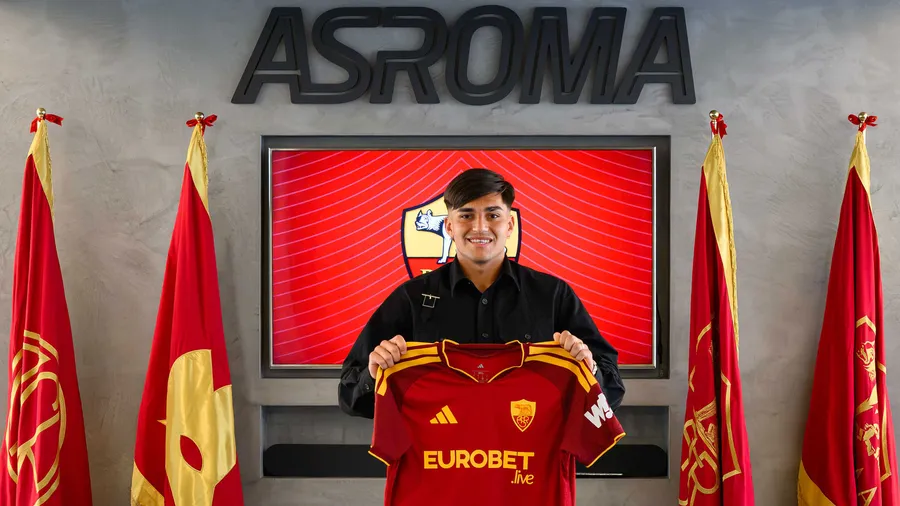 Santiago Castro è un nuovo giocatore della Roma il comunicato ufficiale