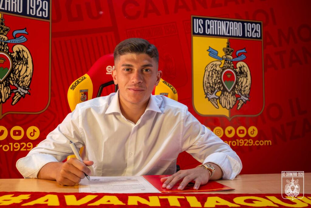 Calciomercato Napoli, colpo di prospettiva in difesa: ecco di chi si tratta