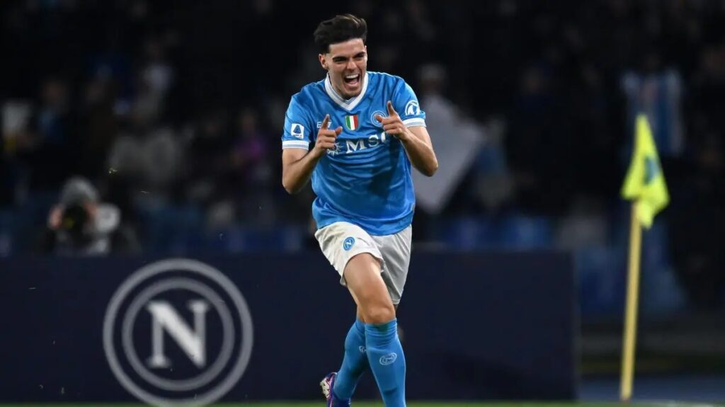Calciomercato Napoli, ceduto Gutierrez al Bayer Leverkusen: il comunicato ufficiale 2 Calciomercato Napoli, ceduto Gutierrez al Bayer Leverkusen: il comunicato ufficiale