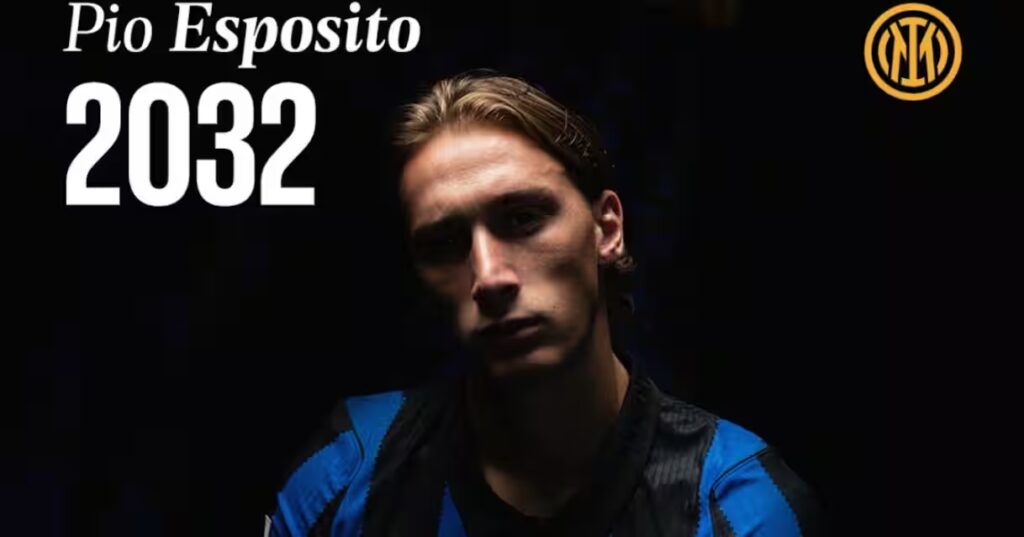Calciomercato Inter, Ufficiale il Rinnovo di Pio Esposito Fino al 2032: il Comunicato dei Nerazzurri 2 Calciomercato Inter, Ufficiale il Rinnovo di Pio Esposito Fino al 2032: il Comunicato dei Nerazzurri
